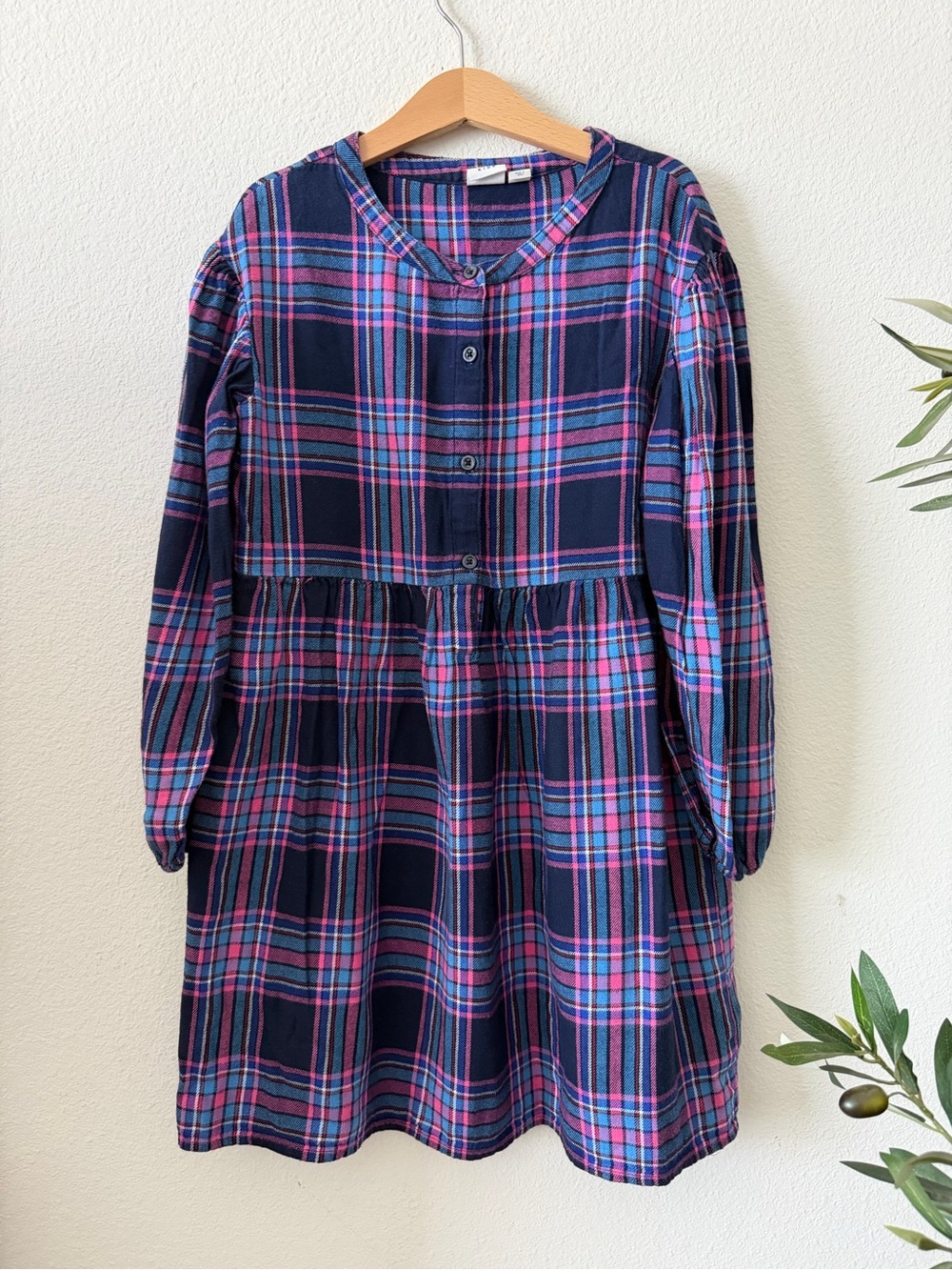 Girls flannel Navy and Pink Plaid Long-Sleeve Dress M (8)